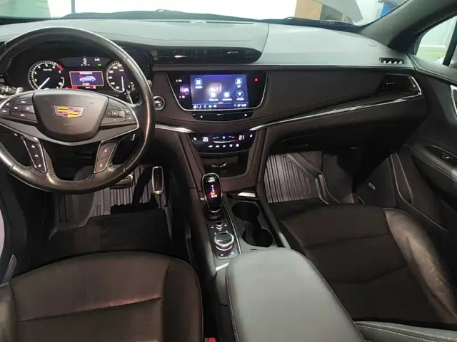 Cadillac XT5 — Фото автомобиля 13