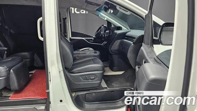 Hyundai Staria — Фото автомобиля 17