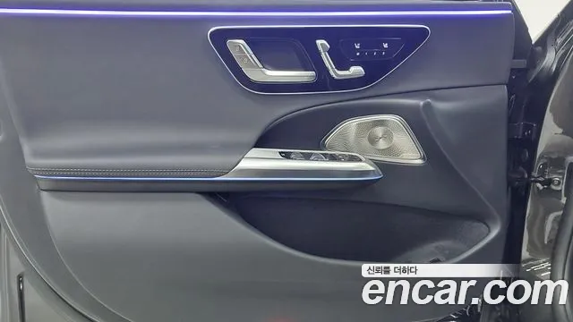 Mercedes-Benz E-Class — Фото автомобиля 15