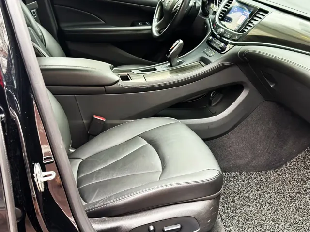 Buick LaCrosse — Фото автомобиля 13