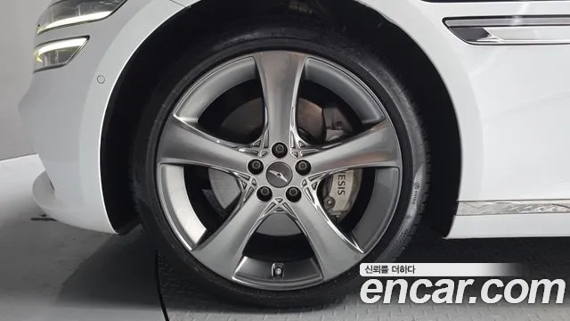 Genesis G80 RG3 — Фото автомобиля 5
