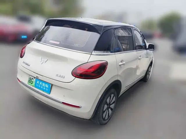 Wuling Bingo — Фото автомобиля 5
