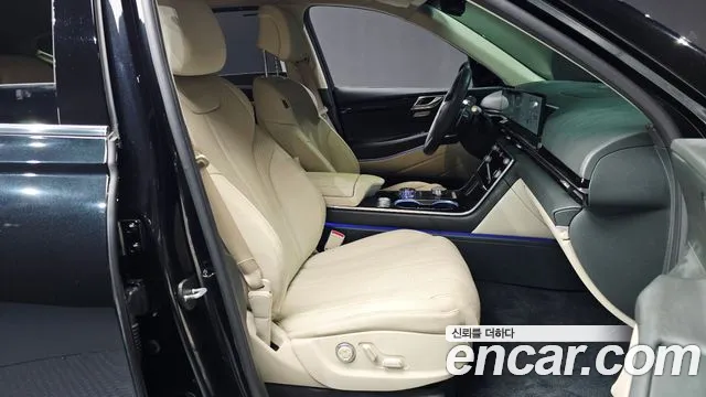 Genesis GV80 — Фото автомобиля 16