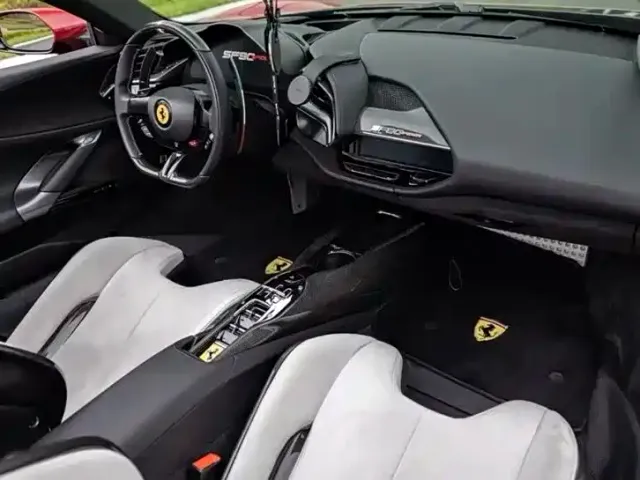 Ferrari SF90 — Фото автомобиля 2