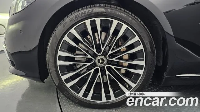 Mercedes-Benz S-Class W223 — Фото автомобиля 5