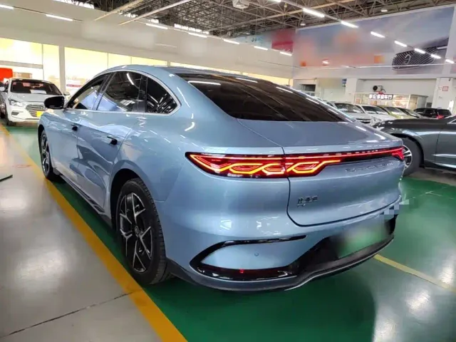 BYD Han — Фото автомобиля 4
