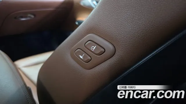 Genesis GV70 2.5T Бензин AWD — Фото автомобиля 28
