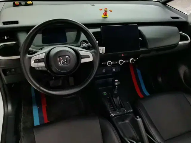 Honda Fit — Фото автомобиля 12
