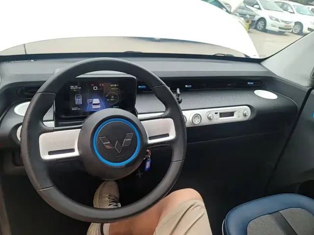 Wuling Hongguang Mini EV — Фото автомобиля 9