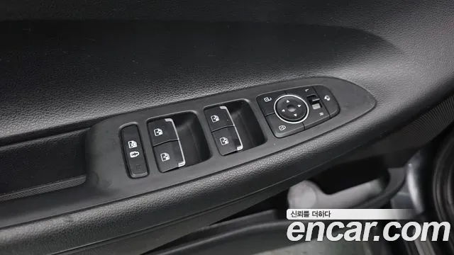 Hyundai Grandeur (New) Hybrid — Фото автомобиля 11