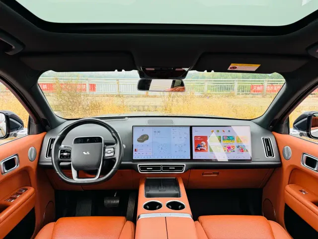 Li Auto L8 — Фото автомобиля 6