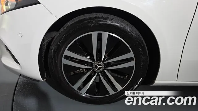 Mercedes-Benz A-Class W177 — Фото автомобиля 5
