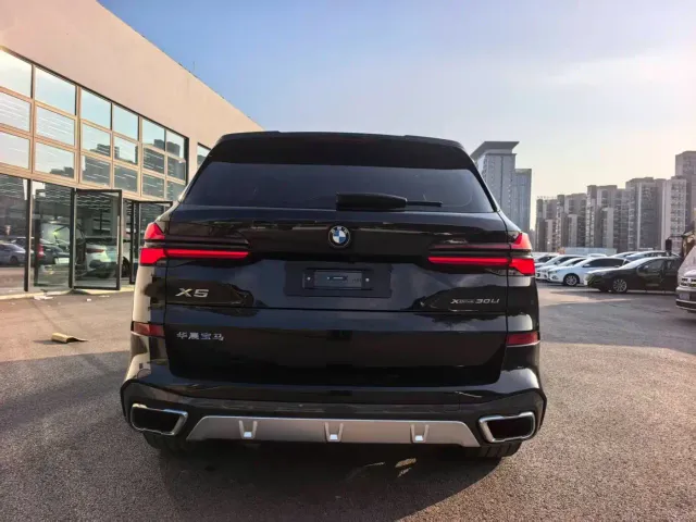 BMW X5 — Фото автомобиля 8