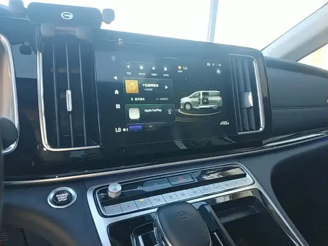 GAC Trumpchi M8 — Фото автомобиля 12