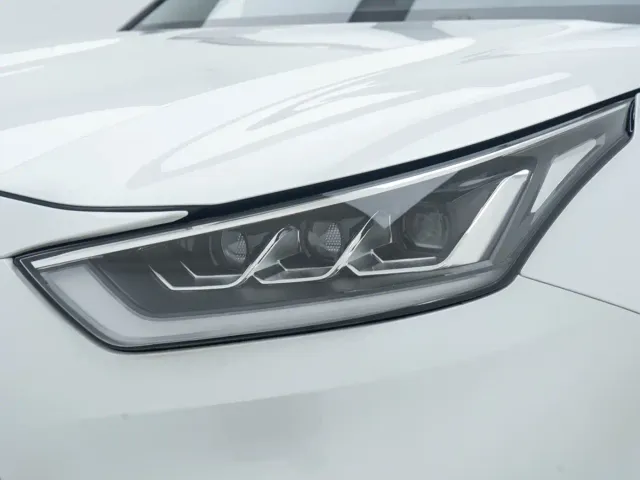 Toyota Highlander — Фото автомобиля 17