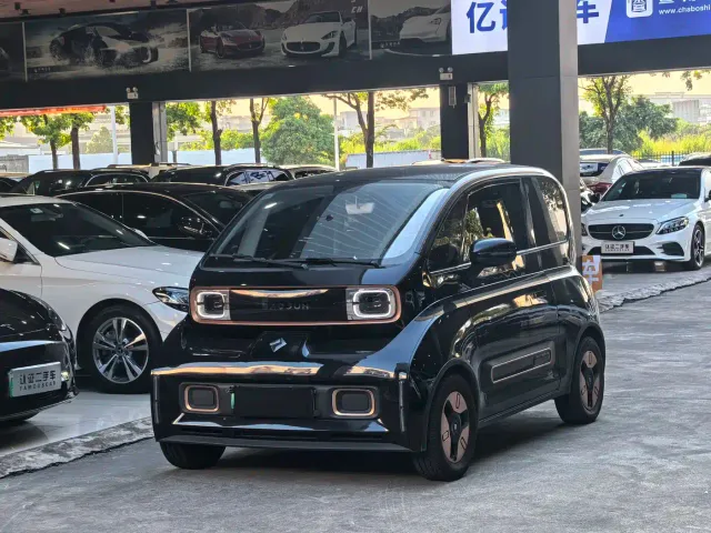 Фотография автомобиля — Baojun KiWi EV