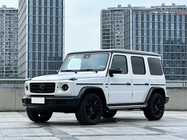 Фотография автомобиля — Mercedes-Benz G-Class