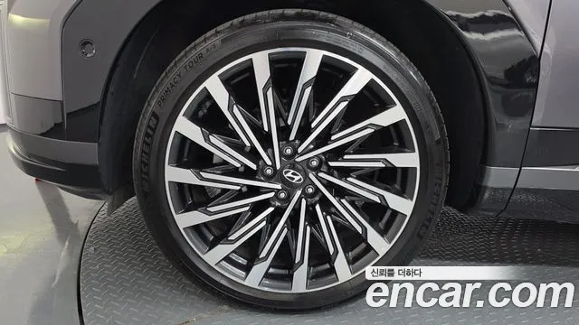 Hyundai Santafe Santa Fe (MX5) Бензин 2.5T 2WD — Фото автомобиля 4