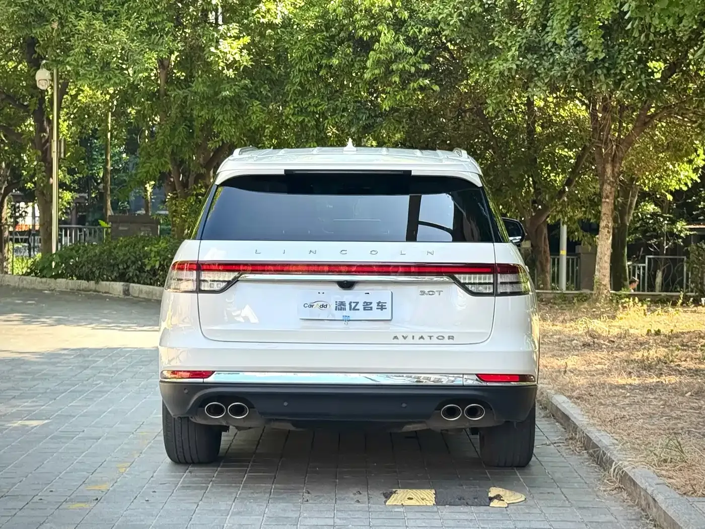 Lincoln Aviator 2021 3.0T V6 4WD Premium Edition — Фото автомобиля 6