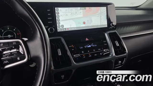 Kia Sorento Sorento 4-е поколение Дизель 2.2 2WD — Фото автомобиля 13