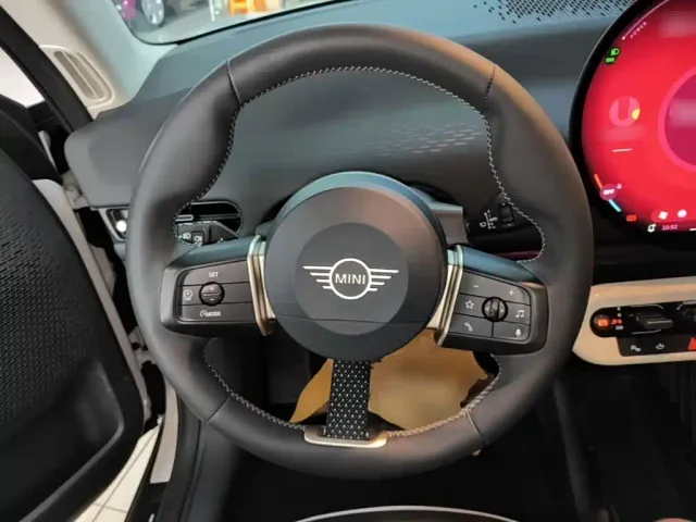 MINI Cooper — Фото автомобиля 10