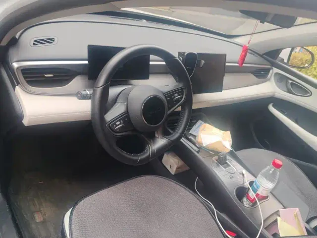 BYD Seal 05 DM-i — Фото автомобиля 12