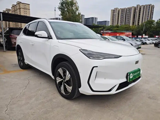 Geely Galaxy E5 — Фото автомобиля 3