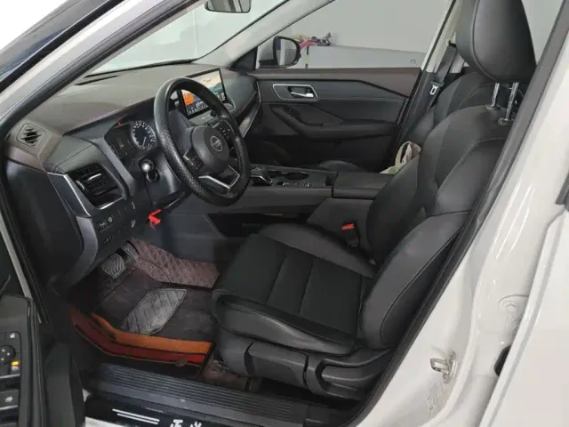Nissan X-Trail — Фото автомобиля 11