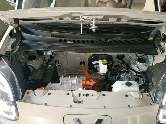 Wuling Hongguang Mini EV — Фото автомобиля 19