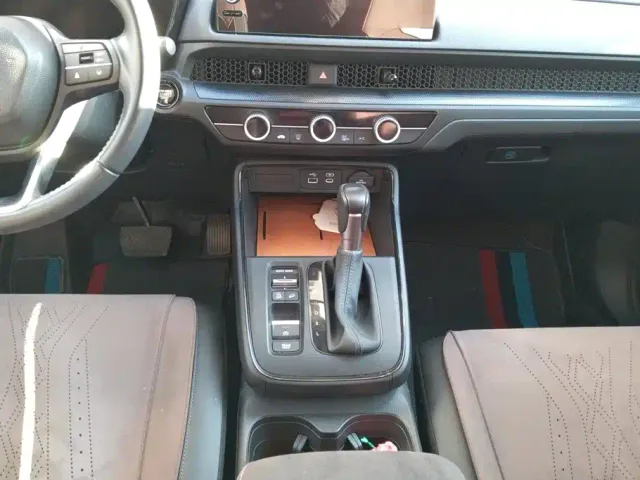 Honda CR-V — Фото автомобиля 16