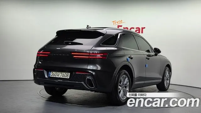 Genesis GV70 2.5T Бензин 2WD — Фото автомобиля 2