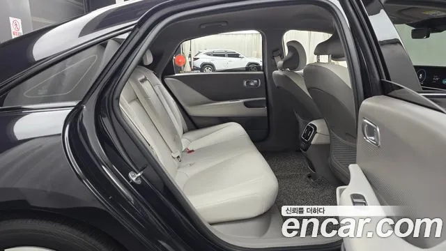 Hyundai Ioniq 6 — Фото автомобиля 17