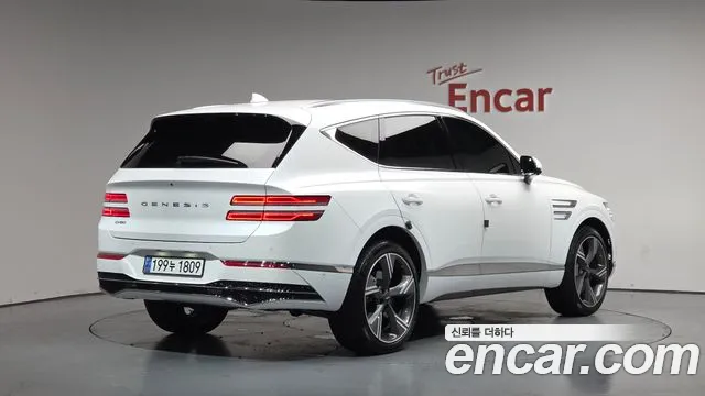 Genesis GV80 2.5T Бензин 2WD — Фото автомобиля 2