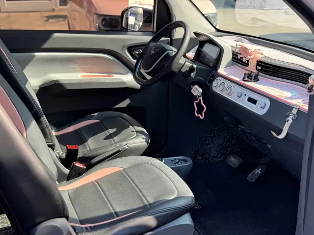 Wuling Hongguang Mini EV — Фото автомобиля 6