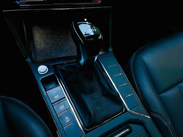 Volkswagen Passat — Фото автомобиля 13