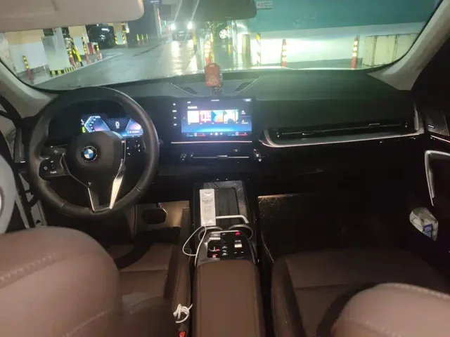 BMW X1 — Фото автомобиля 12