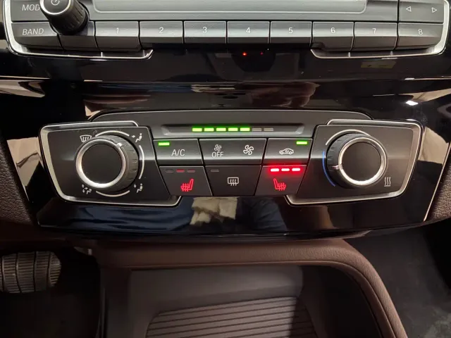 BMW X1 — Фото автомобиля 12