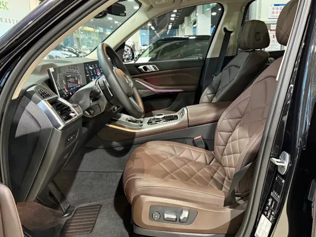 BMW X5 — Фото автомобиля 4