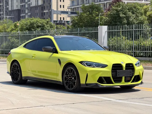 BMW M4 — Фото автомобиля 3