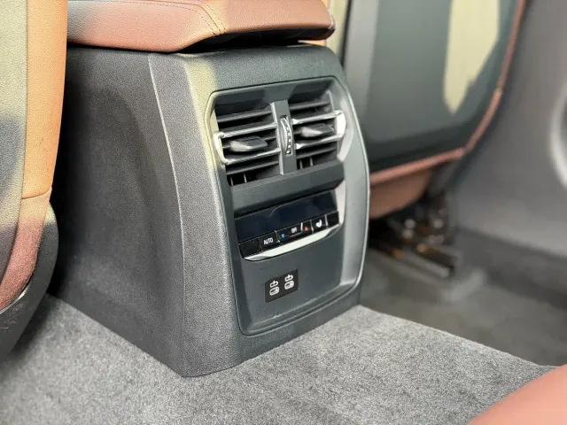 BMW 3 Series — Фото автомобиля 19