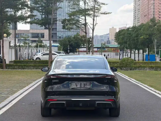 Geely Galaxy L6 — Фото автомобиля 8