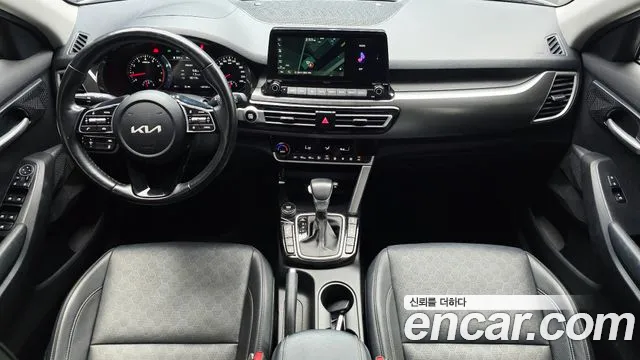 Kia Seltos Seltos Бензин 1.6 Turbo 4WD — Фото автомобиля 3