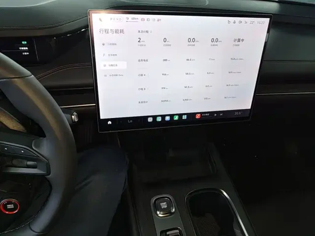 Xiaomi SU7 — Фото автомобиля 12