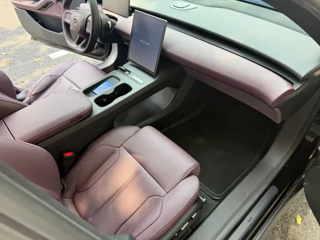 Nio ET5 Touring — Фото автомобиля 10
