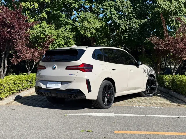BMW X3 M50 — Фото автомобиля 4