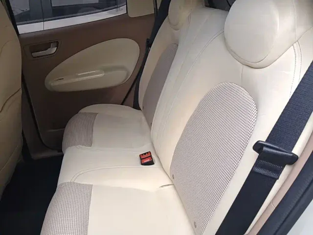 Wuling Hongguang Mini EV — Фото автомобиля 12