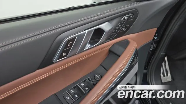 BMW X6 xDrive40i M Sport — Фото автомобиля 27