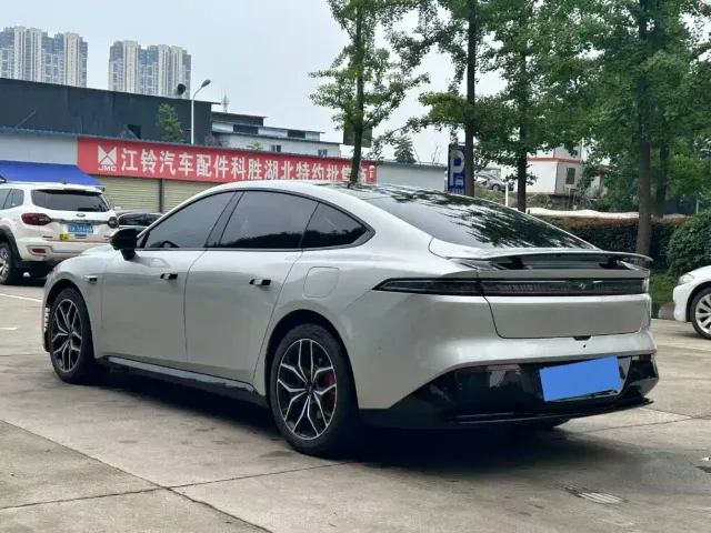 Dongfeng eπ 007 — Фото автомобиля 7