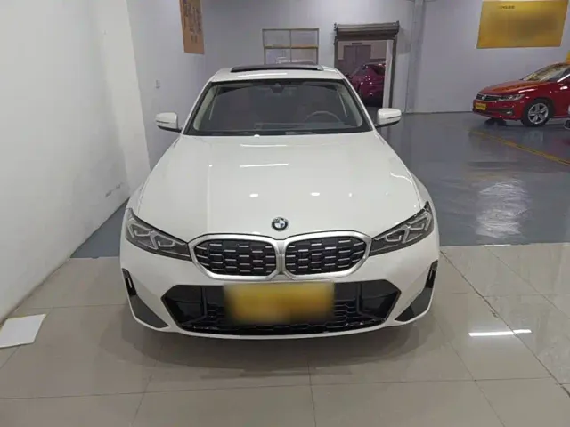 BMW 3 Series — Фото автомобиля 2