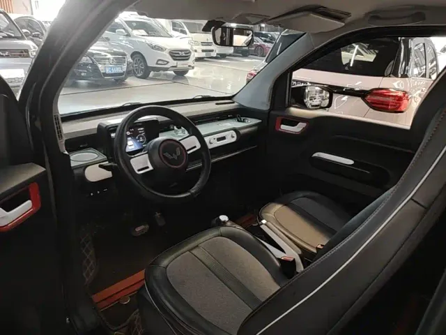 Wuling Hongguang Mini EV — Фото автомобиля 15